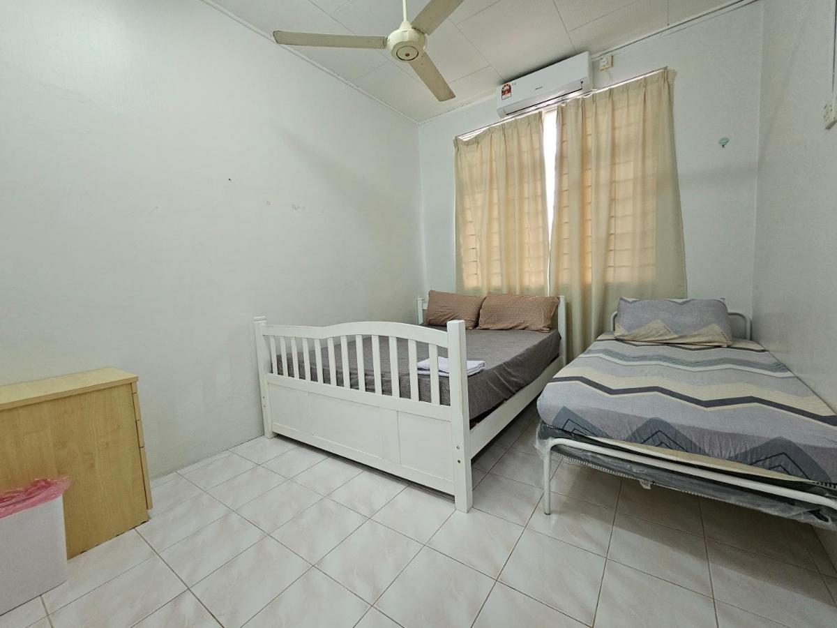 Ruhani Homestay 3 Kb - 4 Bedroom Fully Airconditioned With Wifi & Netflix 哥打巴鲁 外观 照片