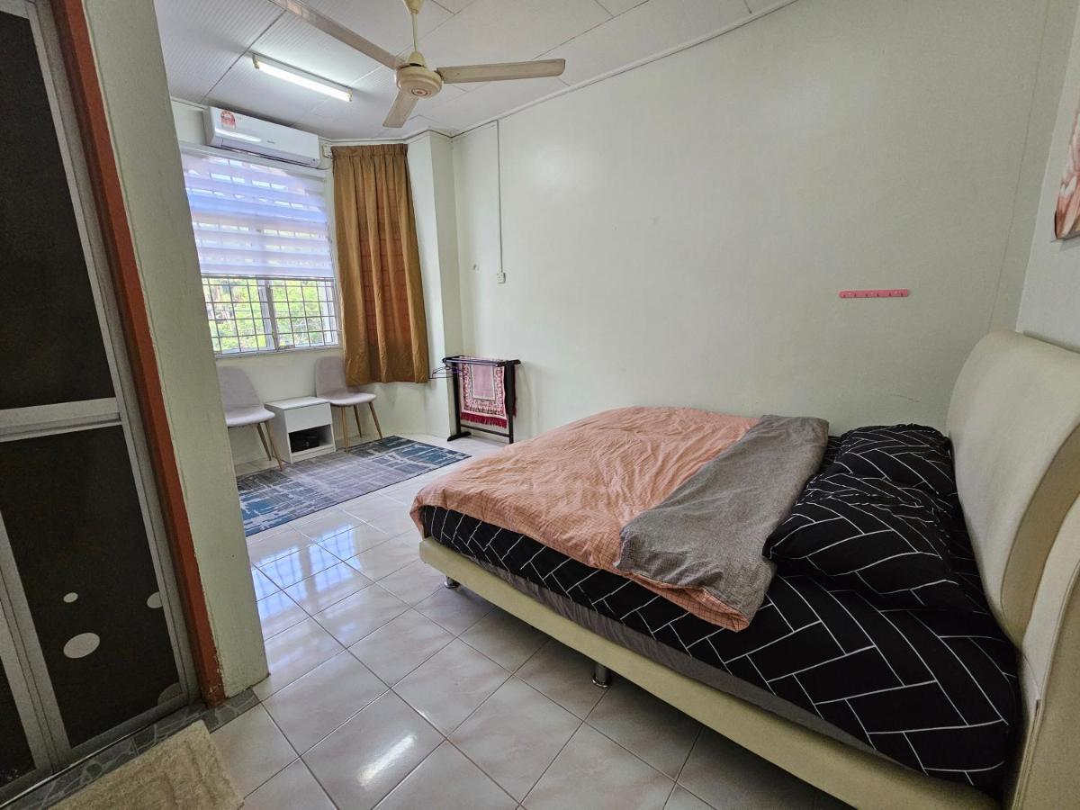 Ruhani Homestay 3 Kb - 4 Bedroom Fully Airconditioned With Wifi & Netflix 哥打巴鲁 外观 照片