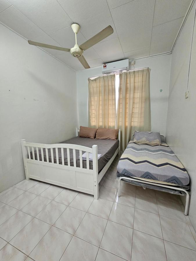 Ruhani Homestay 3 Kb - 4 Bedroom Fully Airconditioned With Wifi & Netflix 哥打巴鲁 外观 照片