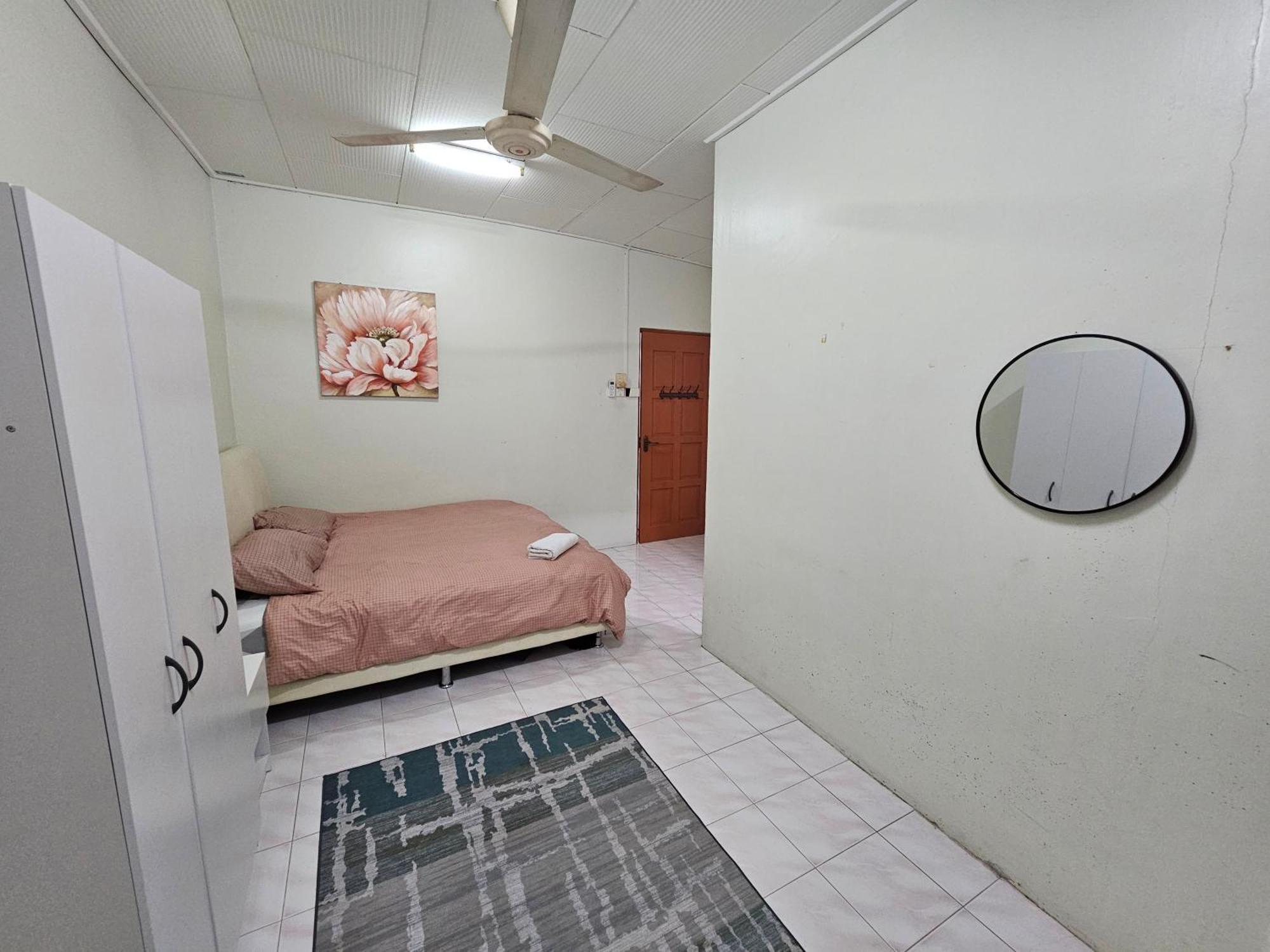 Ruhani Homestay 3 Kb - 4 Bedroom Fully Airconditioned With Wifi & Netflix 哥打巴鲁 外观 照片