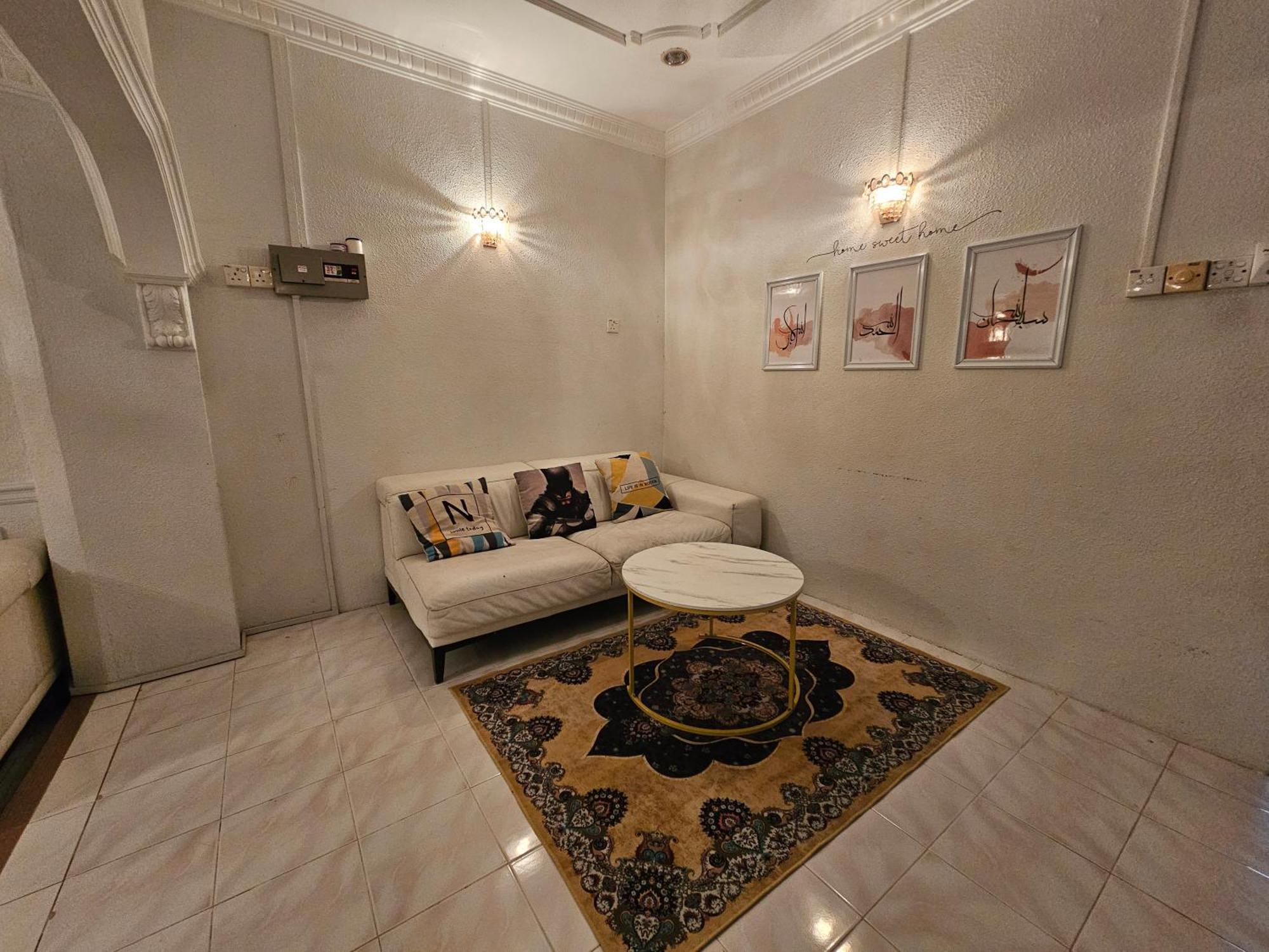 Ruhani Homestay 3 Kb - 4 Bedroom Fully Airconditioned With Wifi & Netflix 哥打巴鲁 外观 照片
